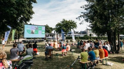 Pakvieskite „Kino karavaną“ į savo miestą: ateinančios vasaros lauko seansų maršrutą nuspręs patys žiūrovai